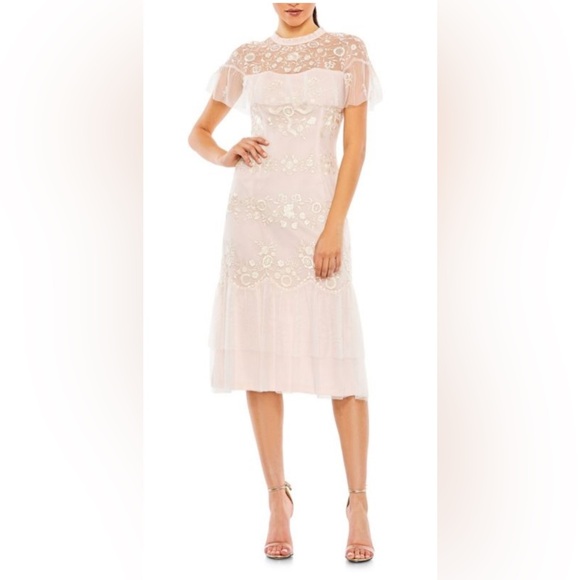 Mac Duggal Dresses & Skirts - NWT Mac Duggal #35147 Sheer Neck Flutter Sleeve Dress in Blush
